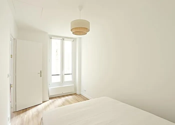 Stylish Two-bedroom In Saint-germain Apartamento *