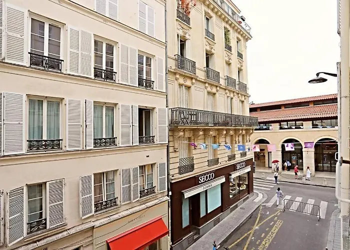 Stylish Two-bedroom In Saint-germain